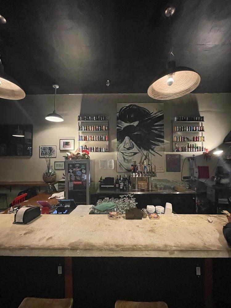 Blackbird Pizza Shop